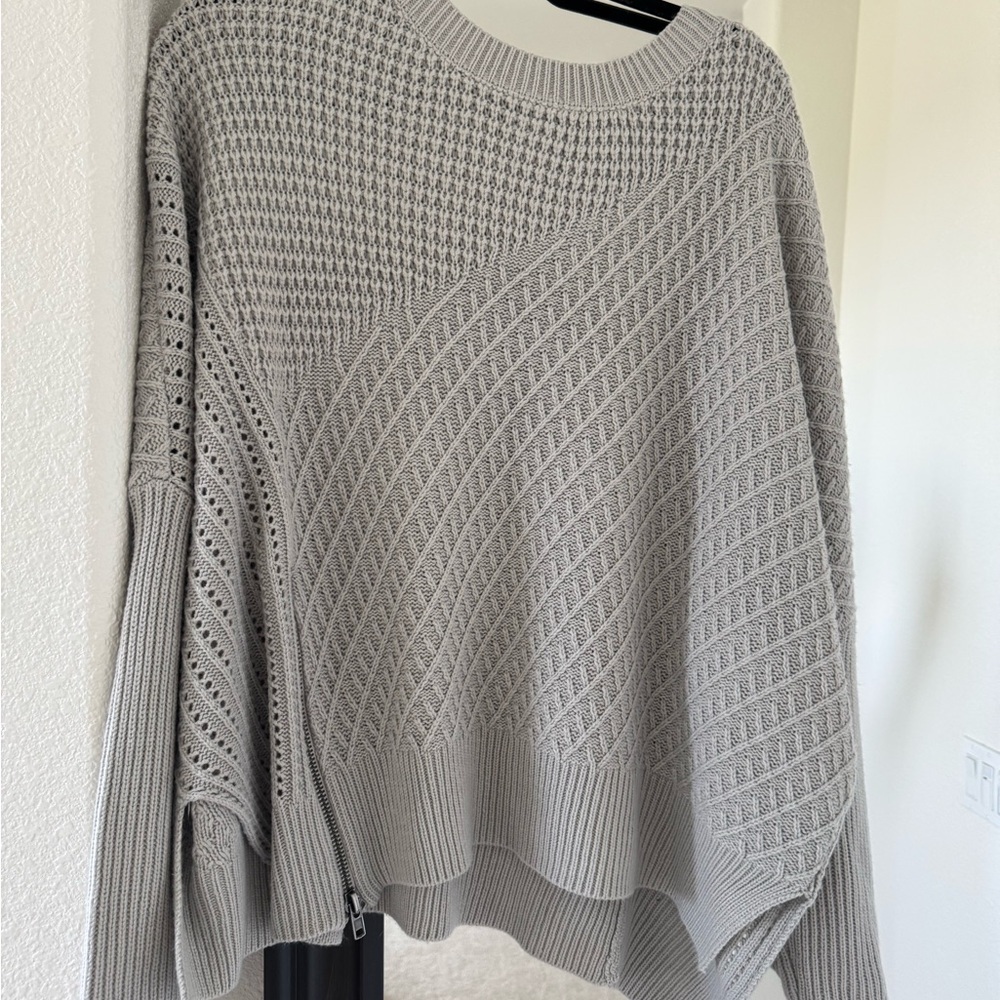 She + Sky Textured Knit Gray Sweater